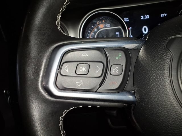 Used 2022 Jeep Wrangler Unlimited Sahara w/ Dual Top Group AWD/4WD image 15