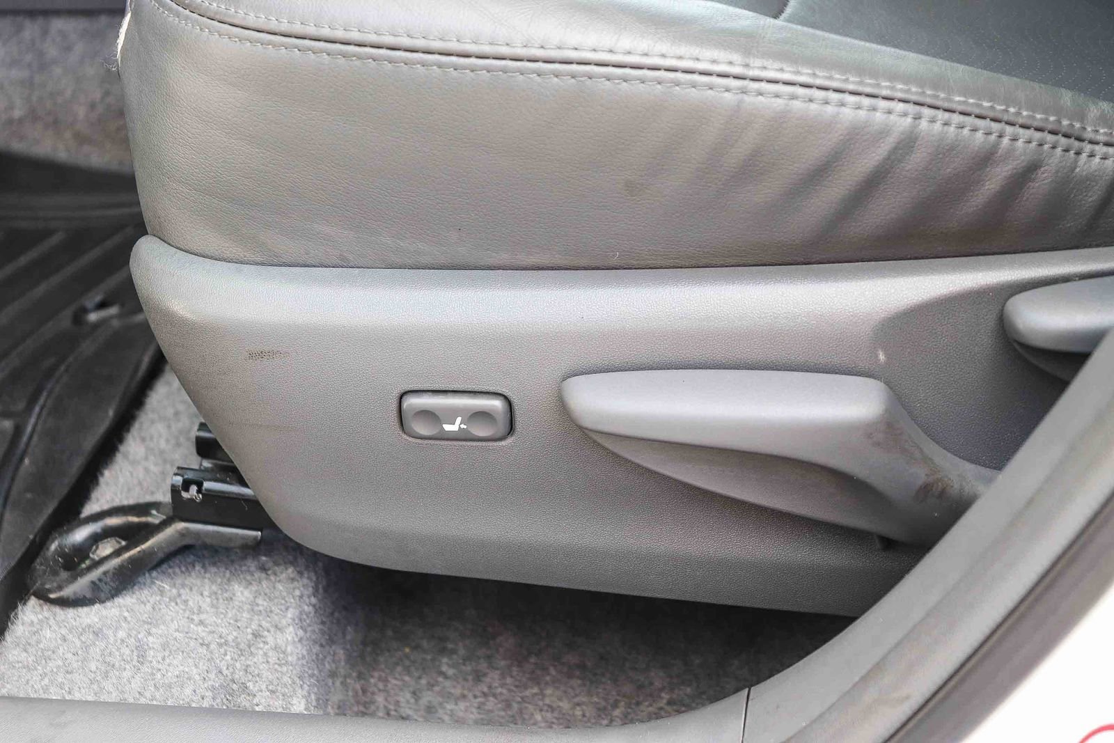 Used 2011 Toyota Prius Four FWD image 26