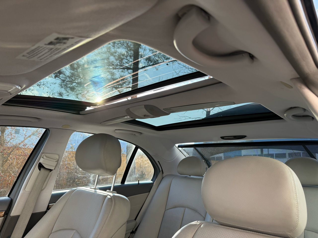 Used 2008 Mercedes-Benz E 350 4MATIC Sedan image 37