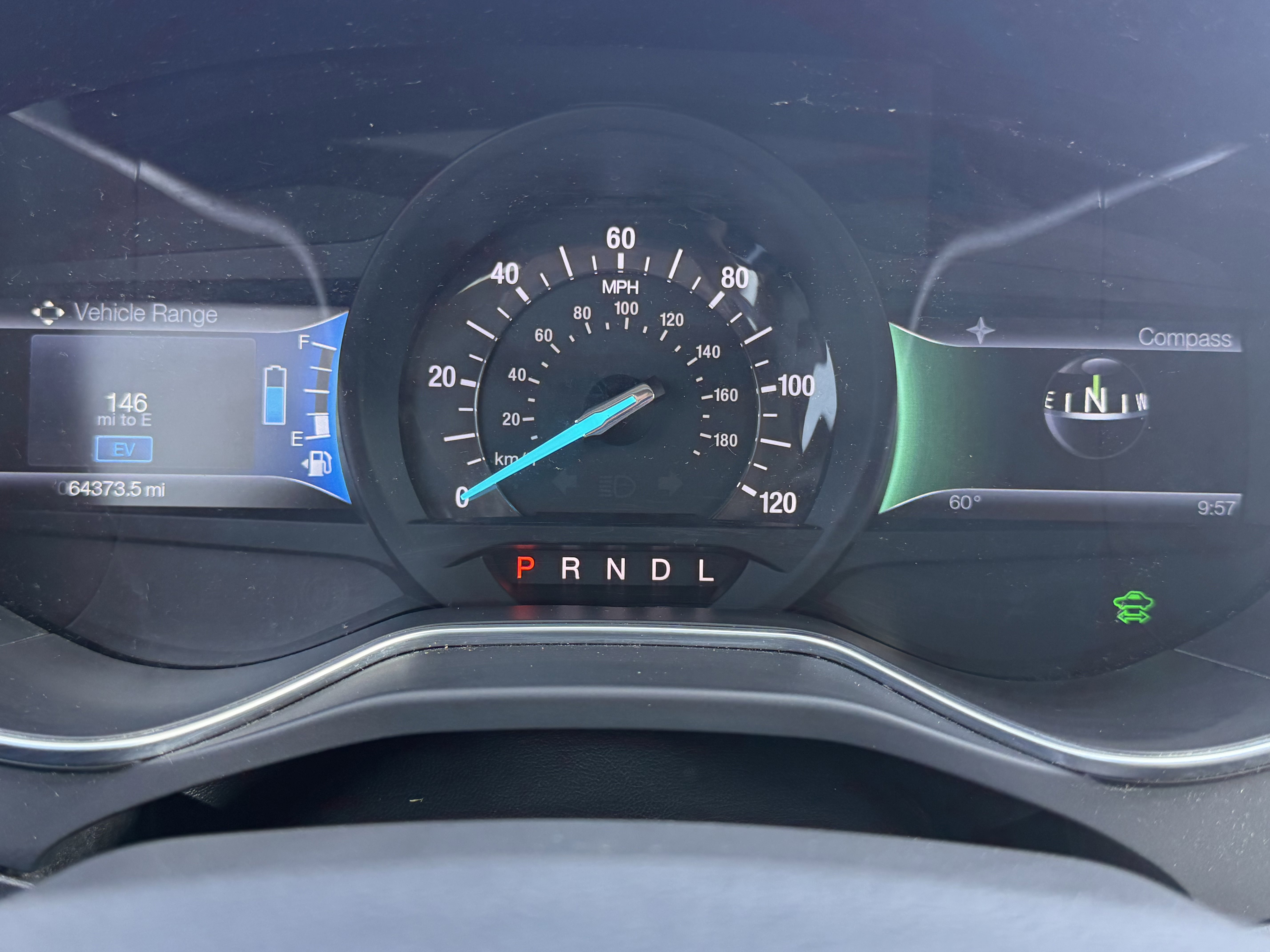 Used 2014 Ford Fusion SE FWD image 8