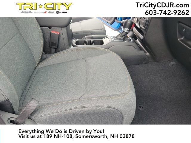 New 2024 Jeep Wrangler Sahara image 34