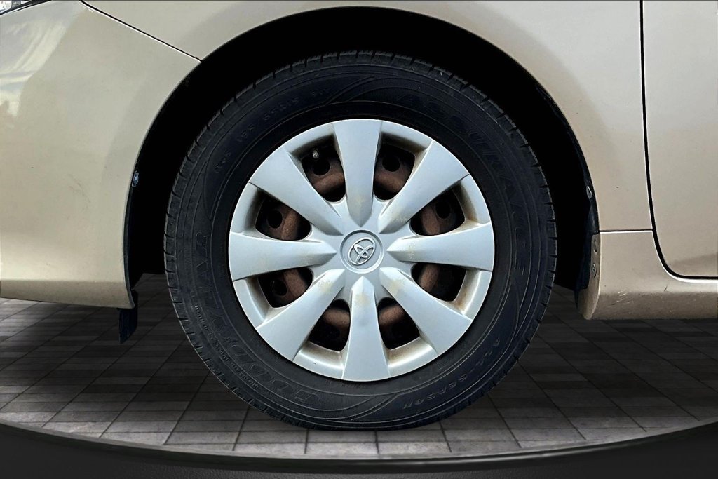 Used 2011 Toyota Corolla LE FWD image 34