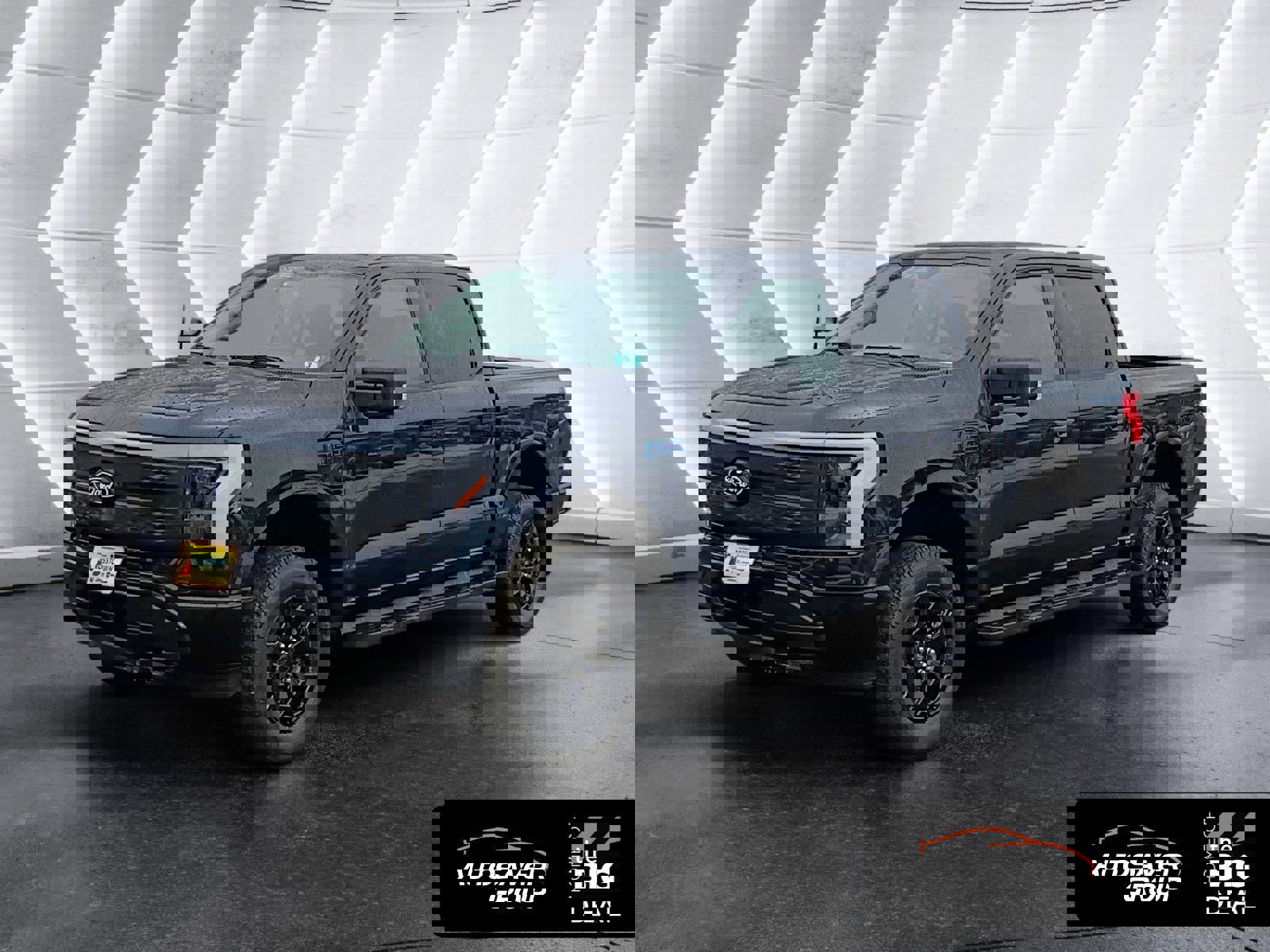 Used 2025 Ford F150 Lightning XLT image 1