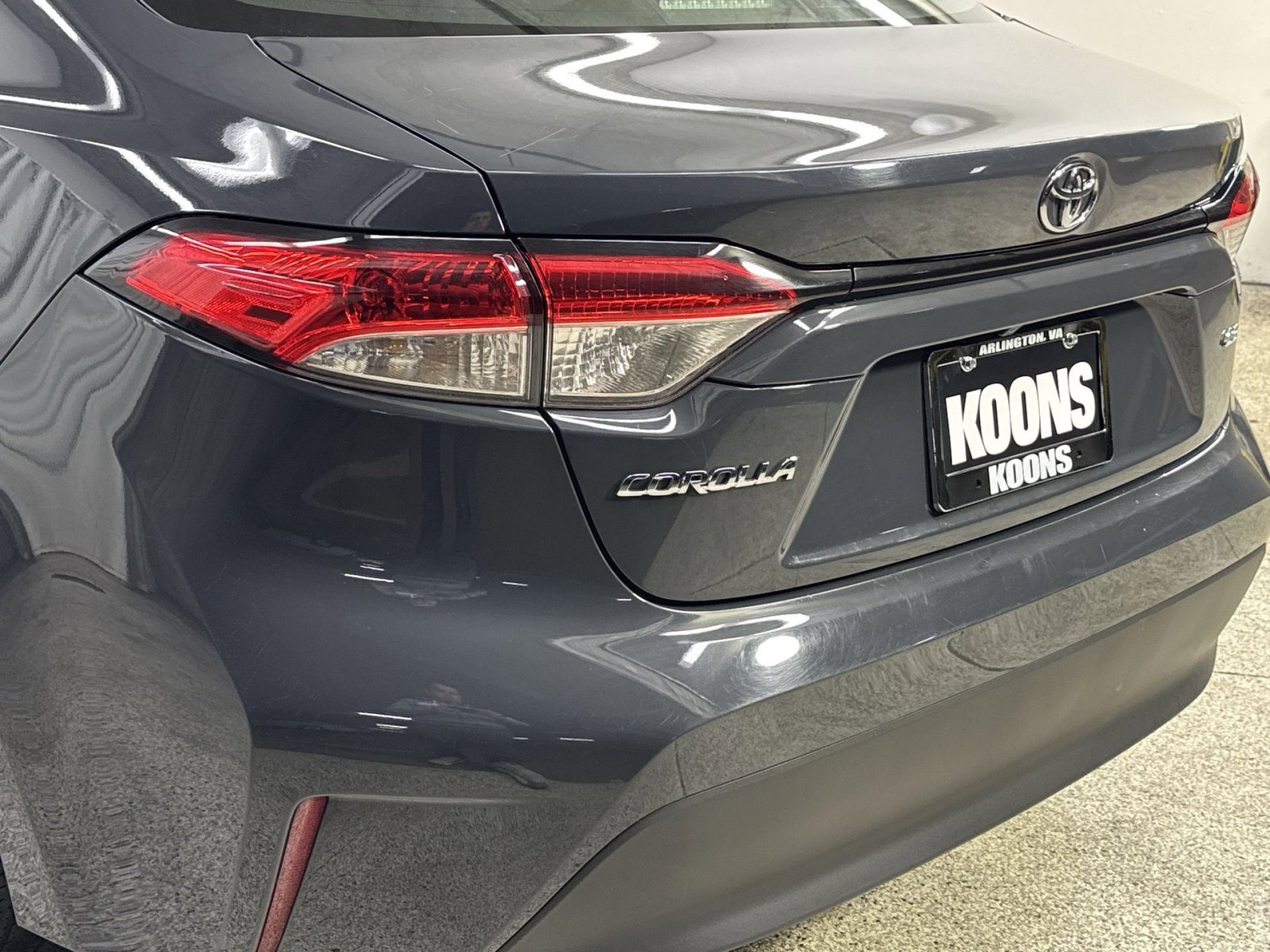 Used 2023 Toyota Corolla LE image 30