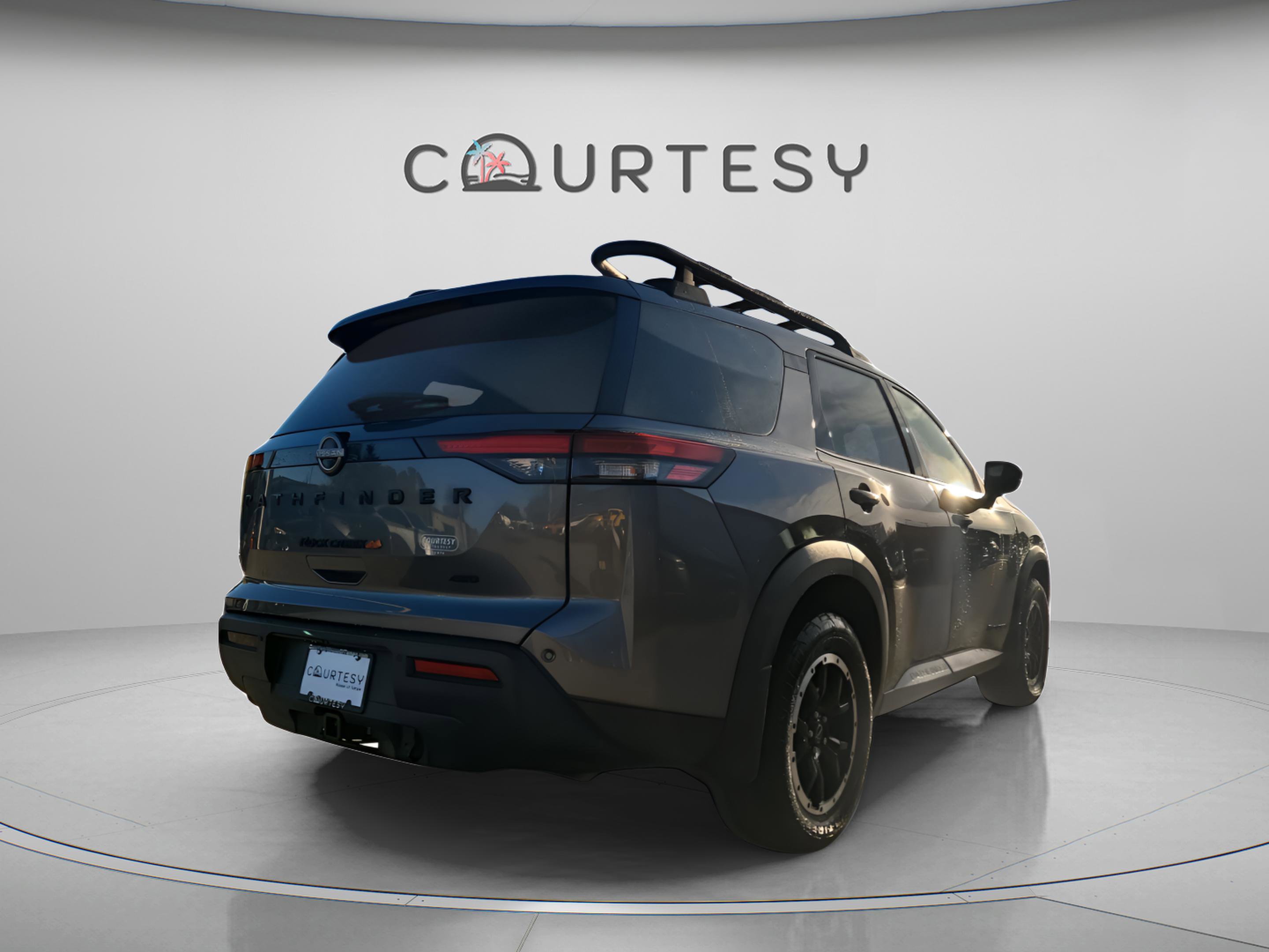 Certified 2023 Nissan Pathfinder Rock Creek image 5