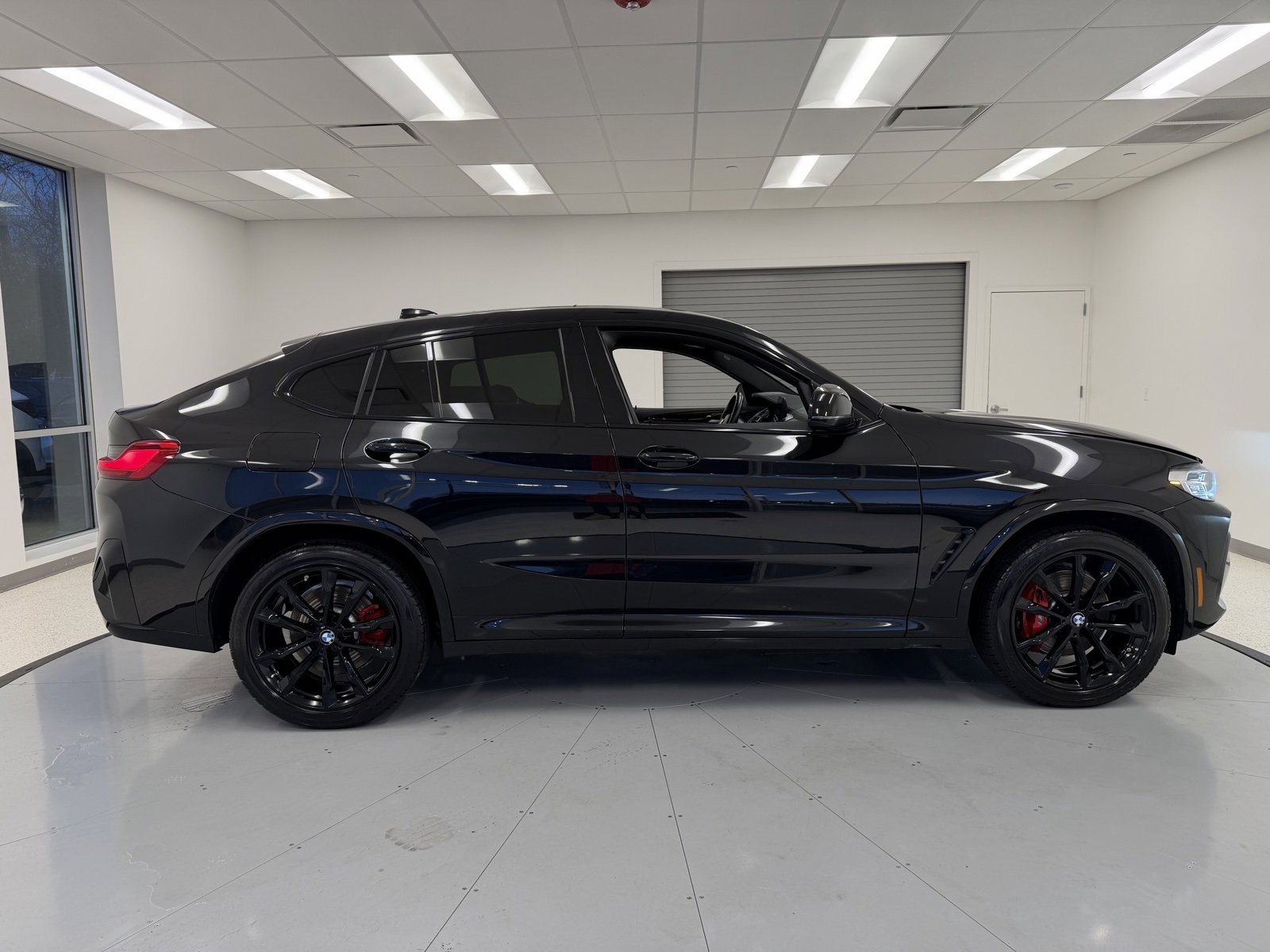 Used 2024 BMW X4 M40i w/ Premium Package image 70