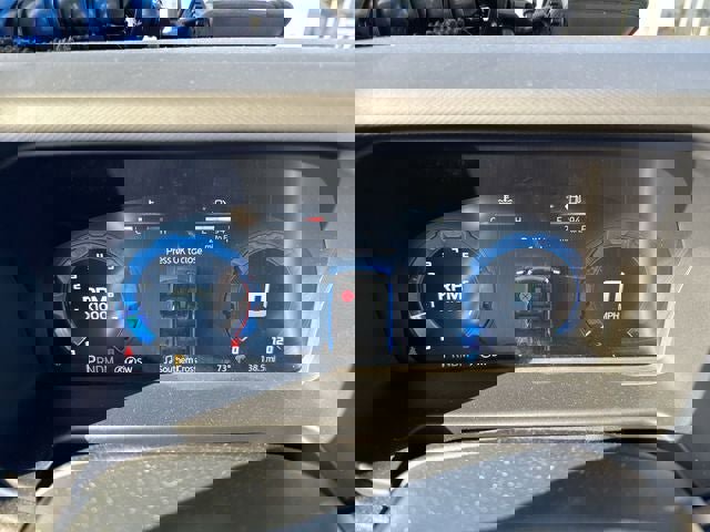 New 2025 Ford Bronco 4-Door image 15