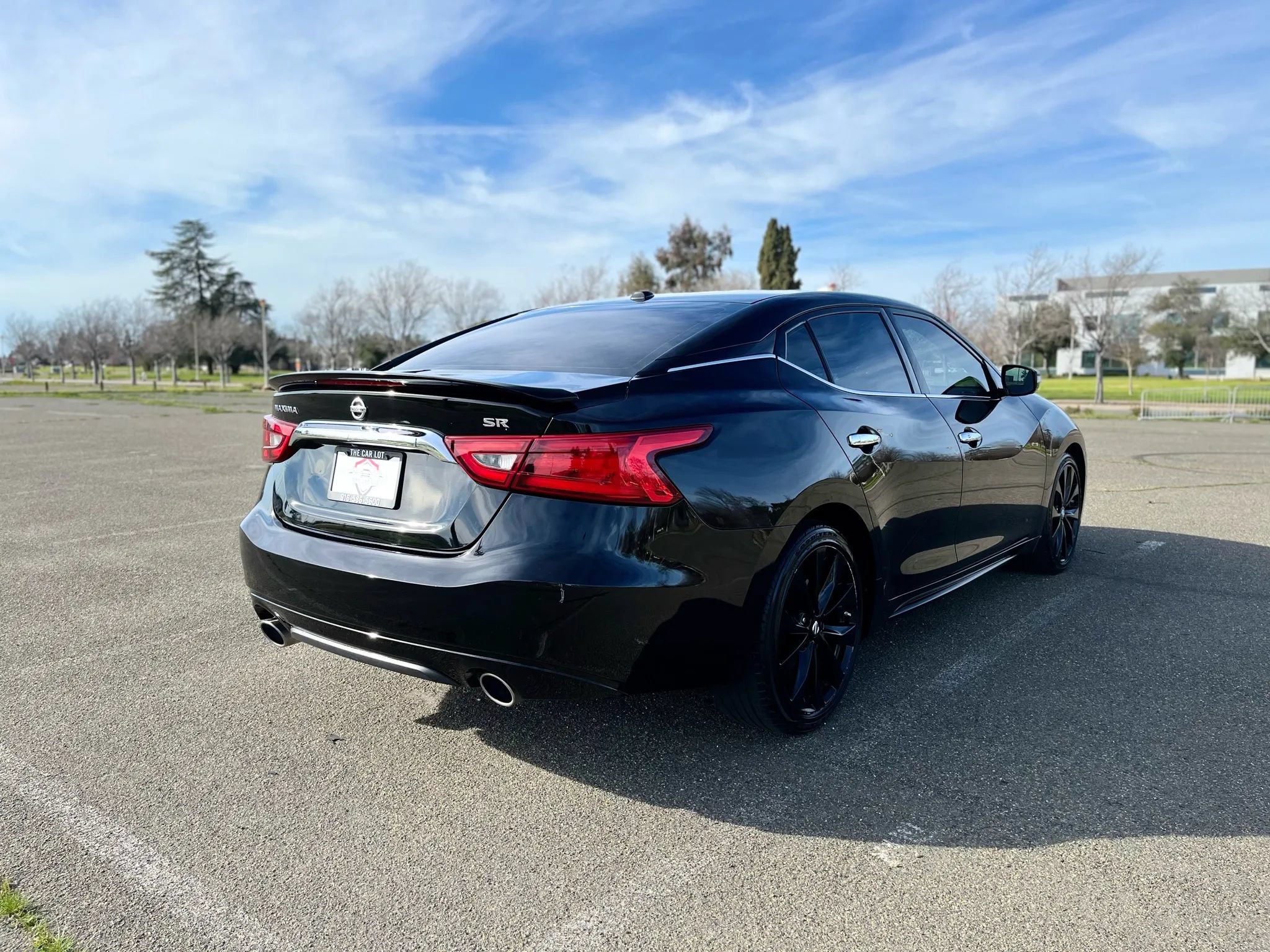 Used 2017 Nissan Maxima SR w/ Midnight Edition FWD image 5