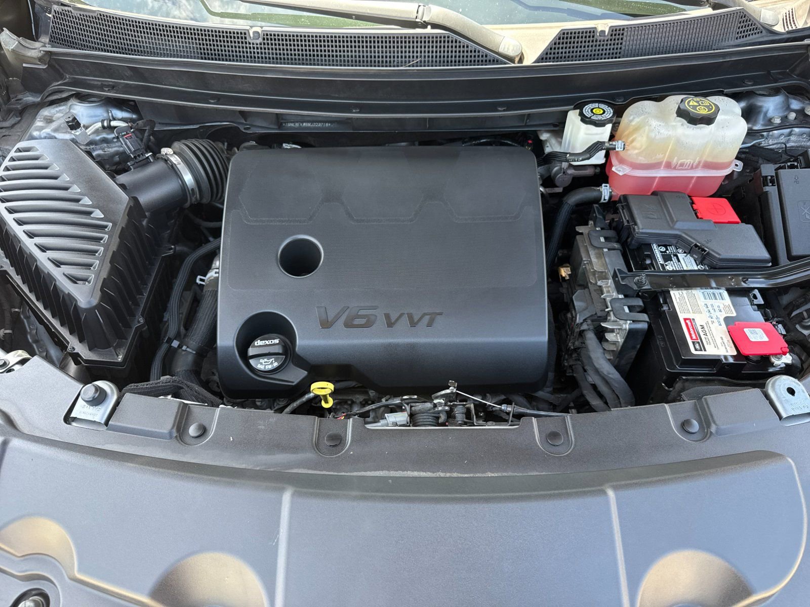 Used 2021 Chevrolet Traverse LS FWD image 35