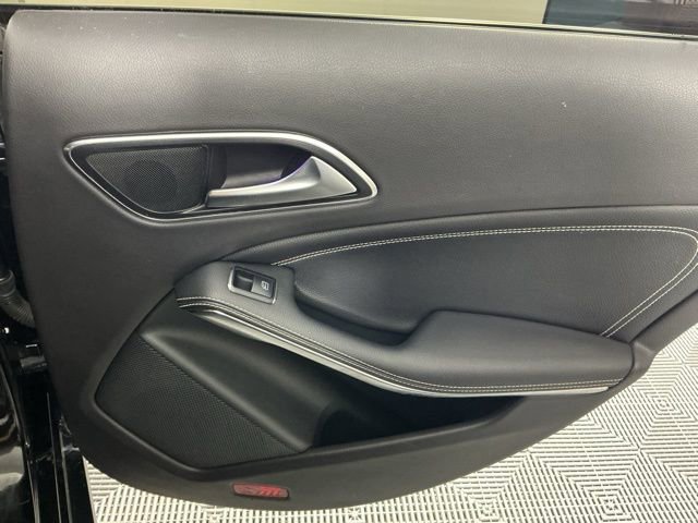 Used 2018 Mercedes-Benz CLA 250 image 11