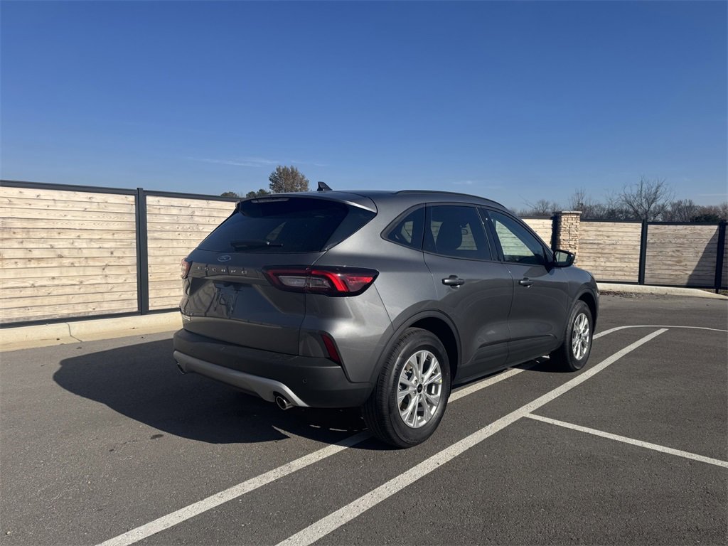 New 2026 Ford Escape Active w/ Tech Pack #1 image 8