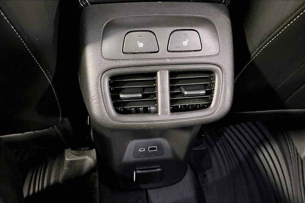 Used 2022 Buick Envision Avenir w/ Premium Seat Package image 31