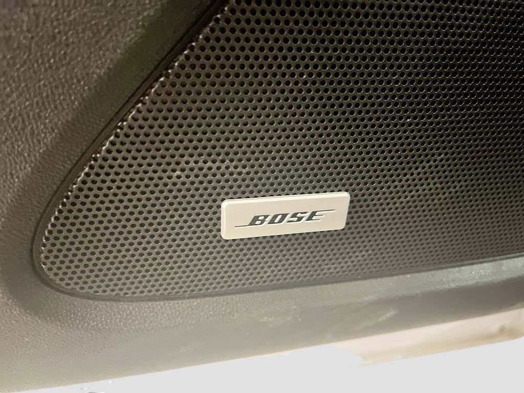 Used 2024 Chevrolet Equinox Premier AWD/4WD image 19
