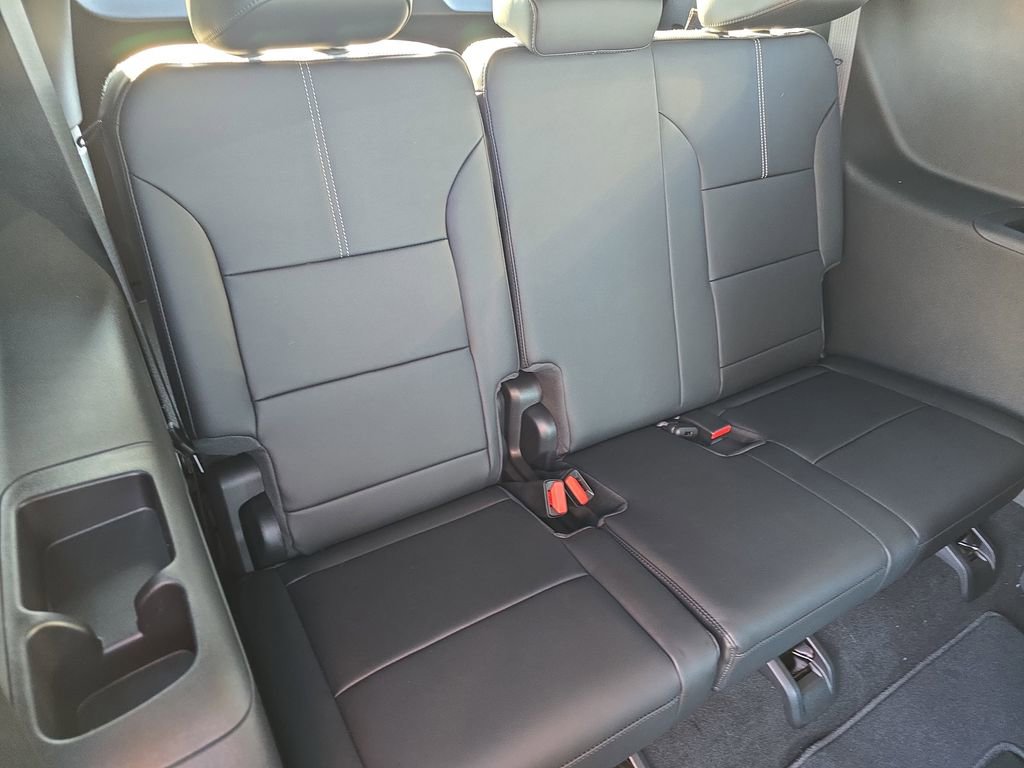 New 2026 GMC Acadia Elevation w/ Super Cruise Package FWD image 12