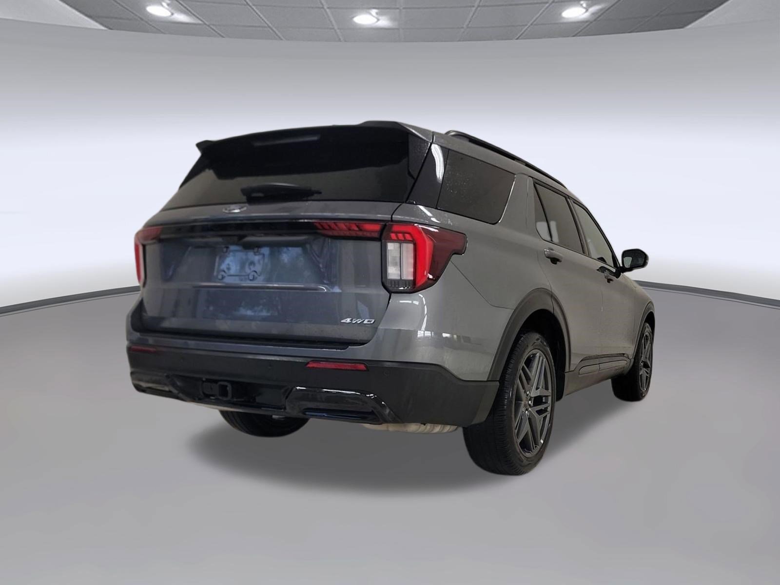 Used 2025 Ford Explorer ST-Line w/ ST-Line Street Pack AWD/4WD image 9