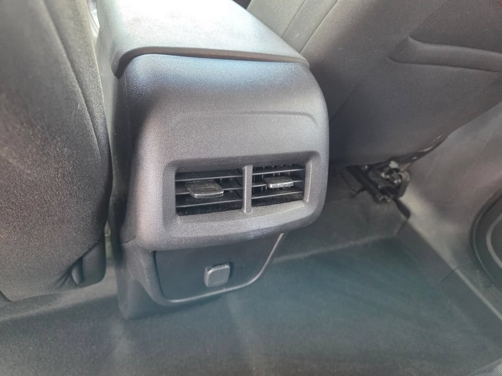 Certified 2018 Chevrolet Equinox LT FWD image 8