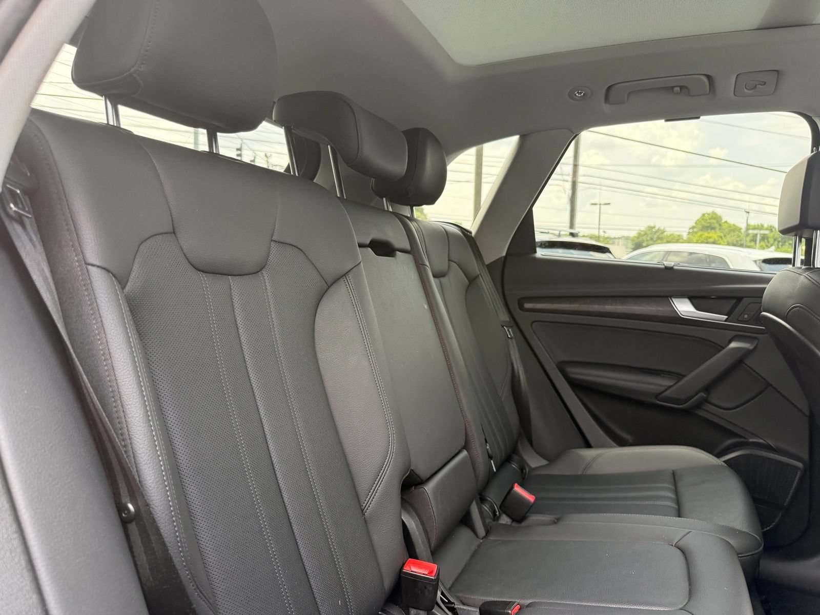 Used 2018 Audi Q5 Prestige w/ Prestige Package AWD/4WD image 32