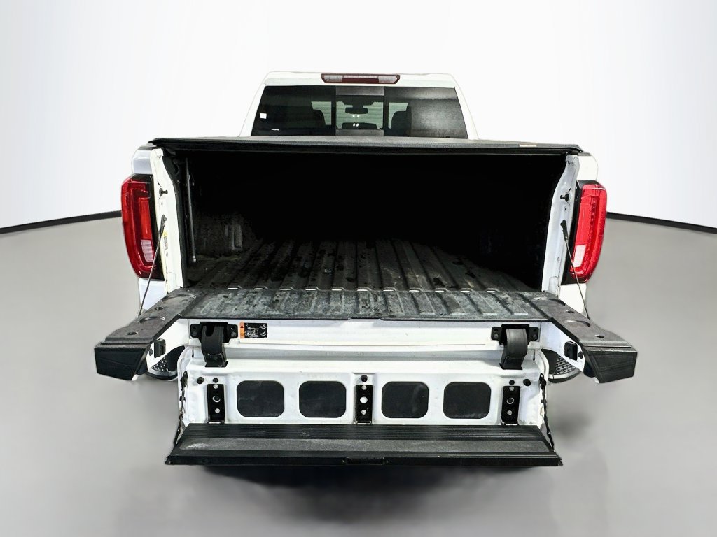 Used 2019 GMC Sierra 1500 SLT w/ SLT Premium Plus Package AWD/4WD image 28