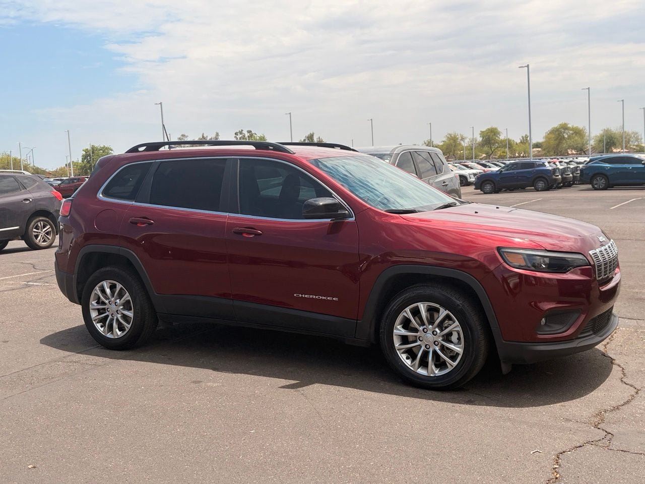 Used 2022 Jeep Cherokee Latitude Lux FWD image 8