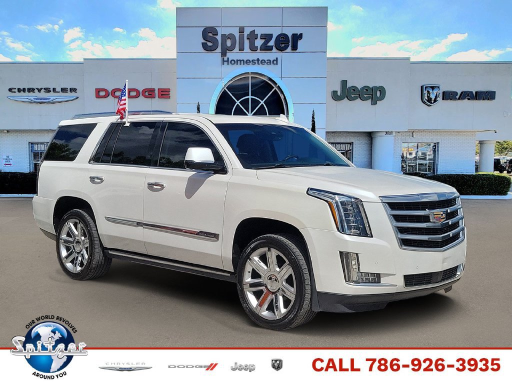 Used 2016 Cadillac Escalade Premium RWD image 1