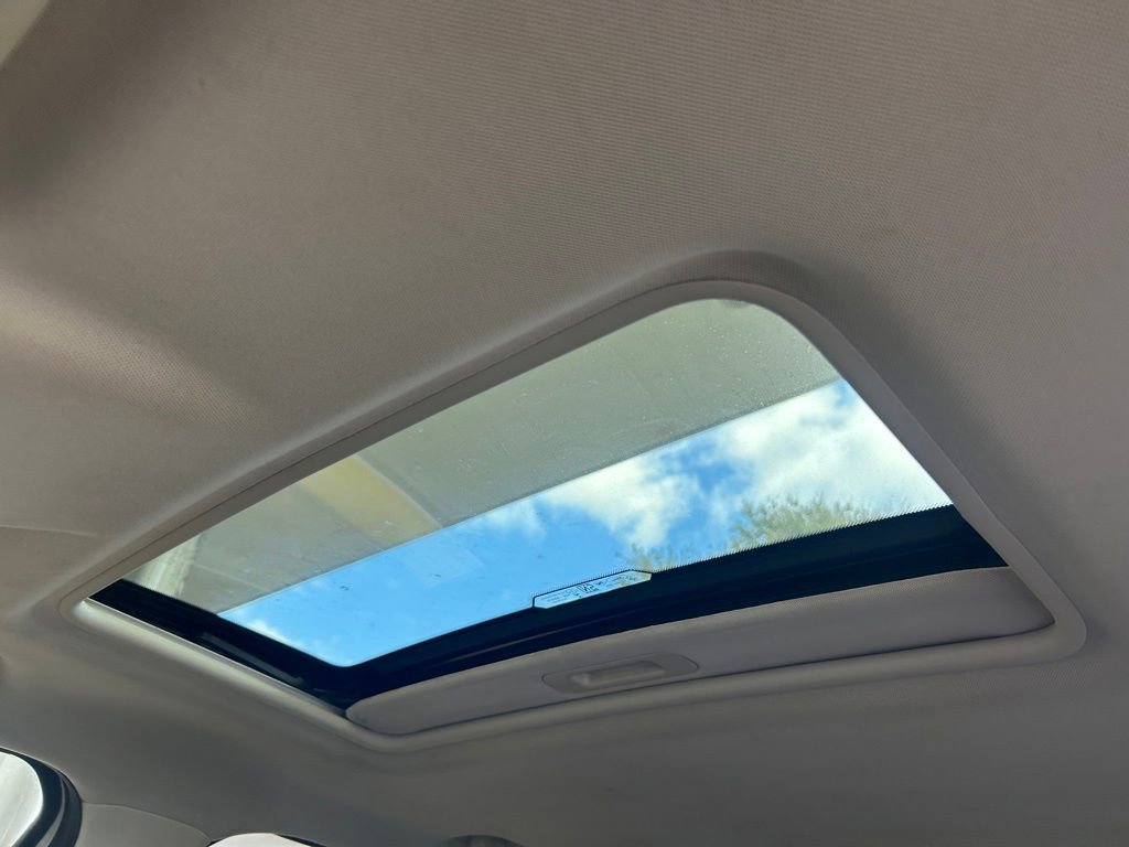 Used 2021 Ford EcoSport Titanium image 11