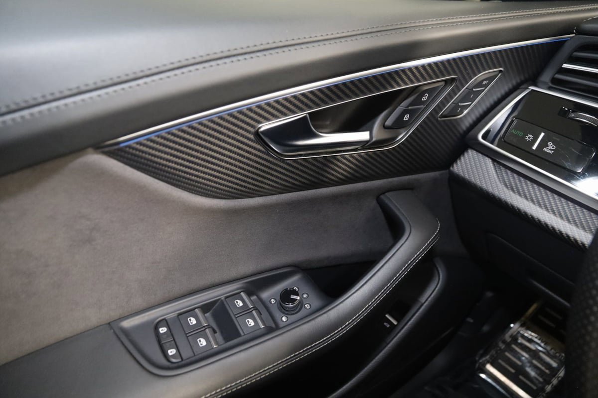 Used 2023 Audi RS Q8 AWD/4WD image 38