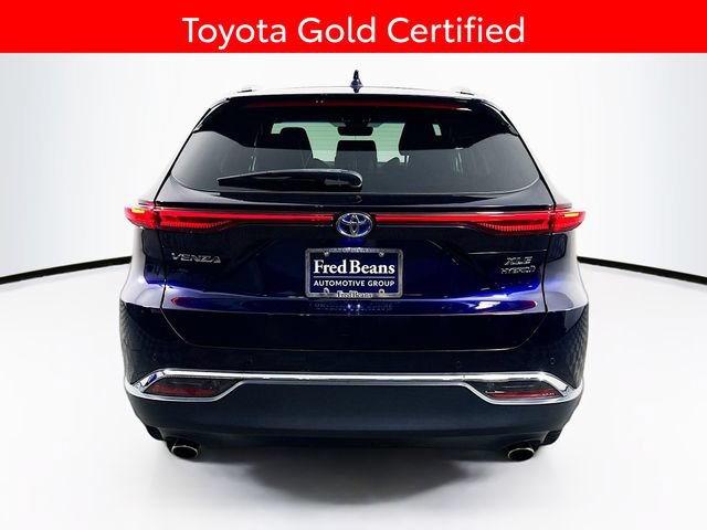 Certified 2021 Toyota Venza XLE w/ Softex Package AWD/4WD image 7
