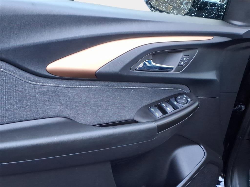 Used 2023 Chevrolet TrailBlazer ACTIV w/ Convenience Package image 7