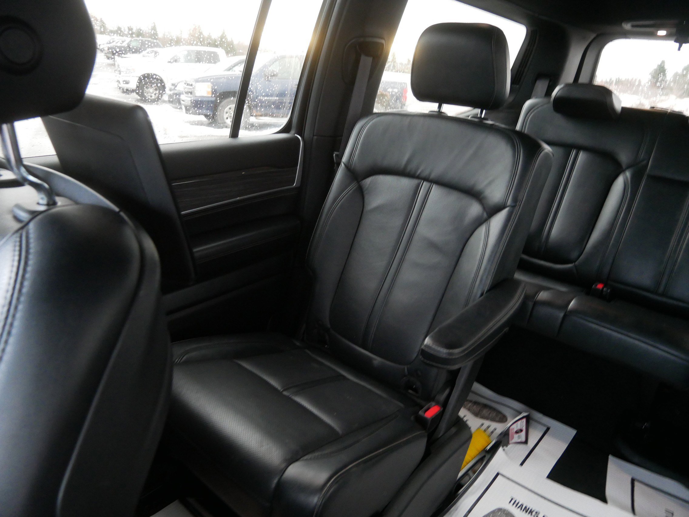 Used 2022 Jeep Wagoneer Series III w/ Rear Seat Video Group 1 image 12