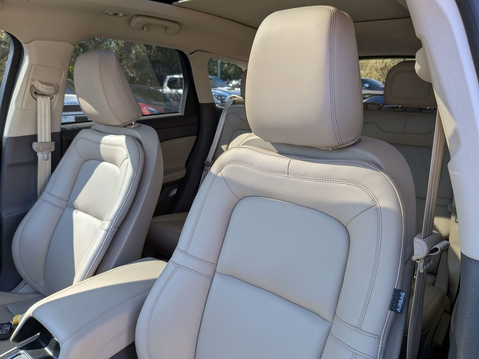 Used 2023 Lincoln Corsair FWD w/ Equipment Group 101A image 15