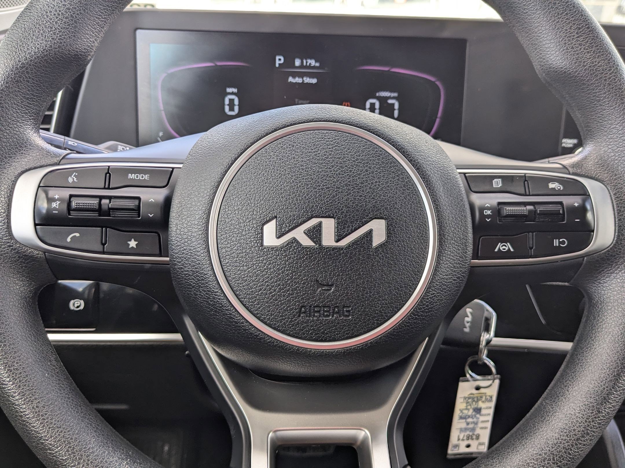 Used 2024 Kia Sportage LX image 16