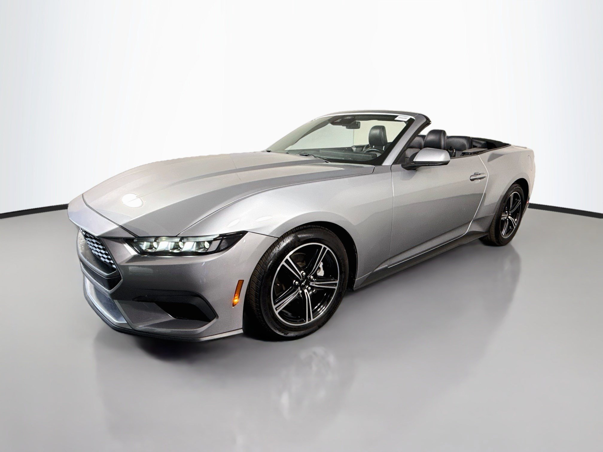 Used 2025 Ford Mustang Premium RWD image 43