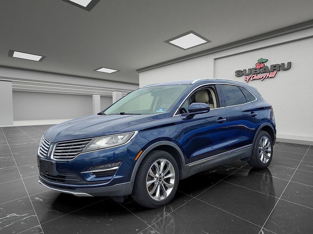 Used 2017 Lincoln MKC Select w/ Select Plus Package image 4