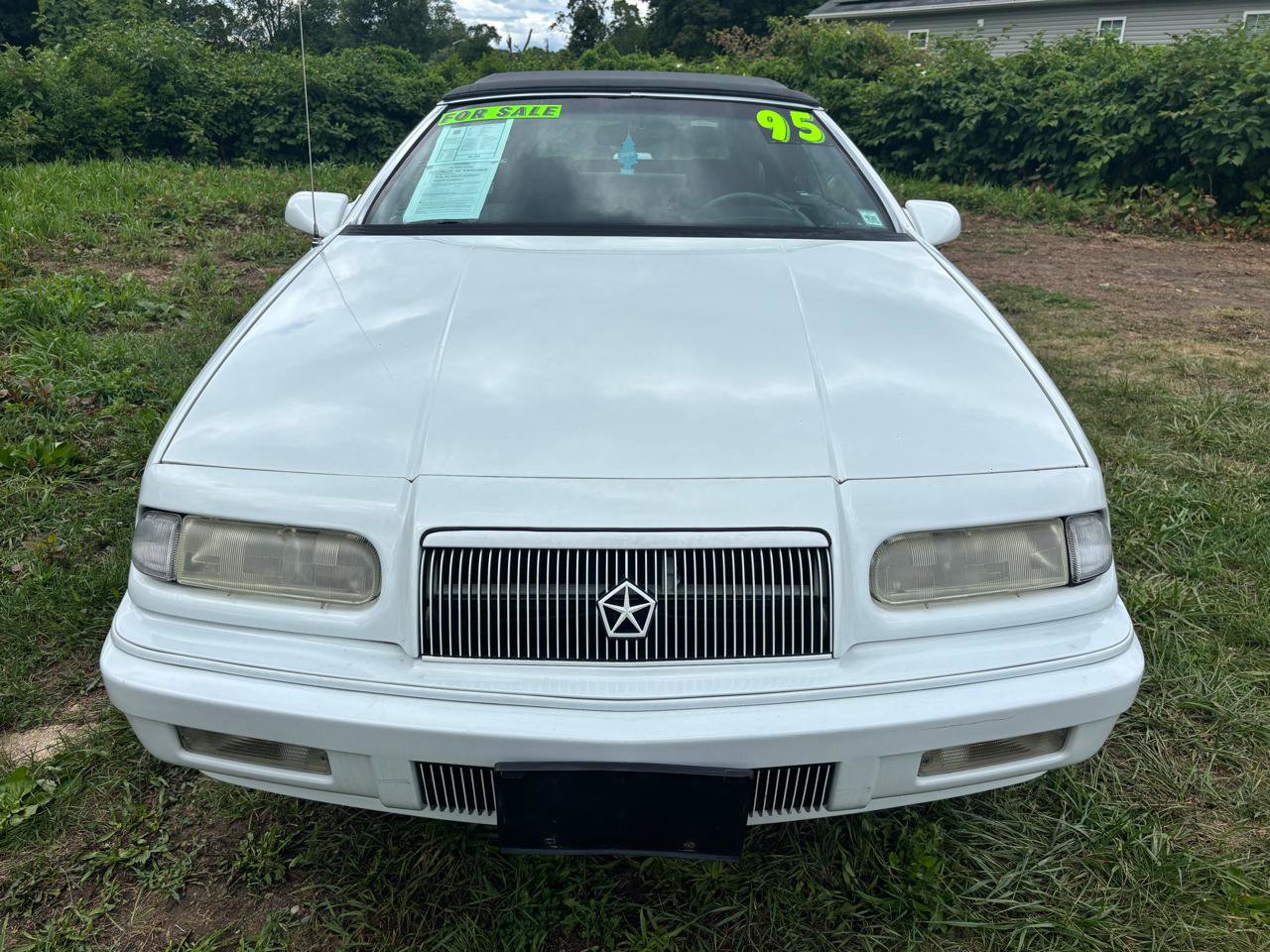 Used 1995 Chrysler LeBaron GTC FWD image 2