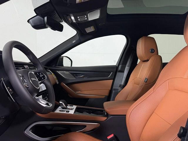 New 2026 Jaguar F-PACE R-Dynamic S image 6