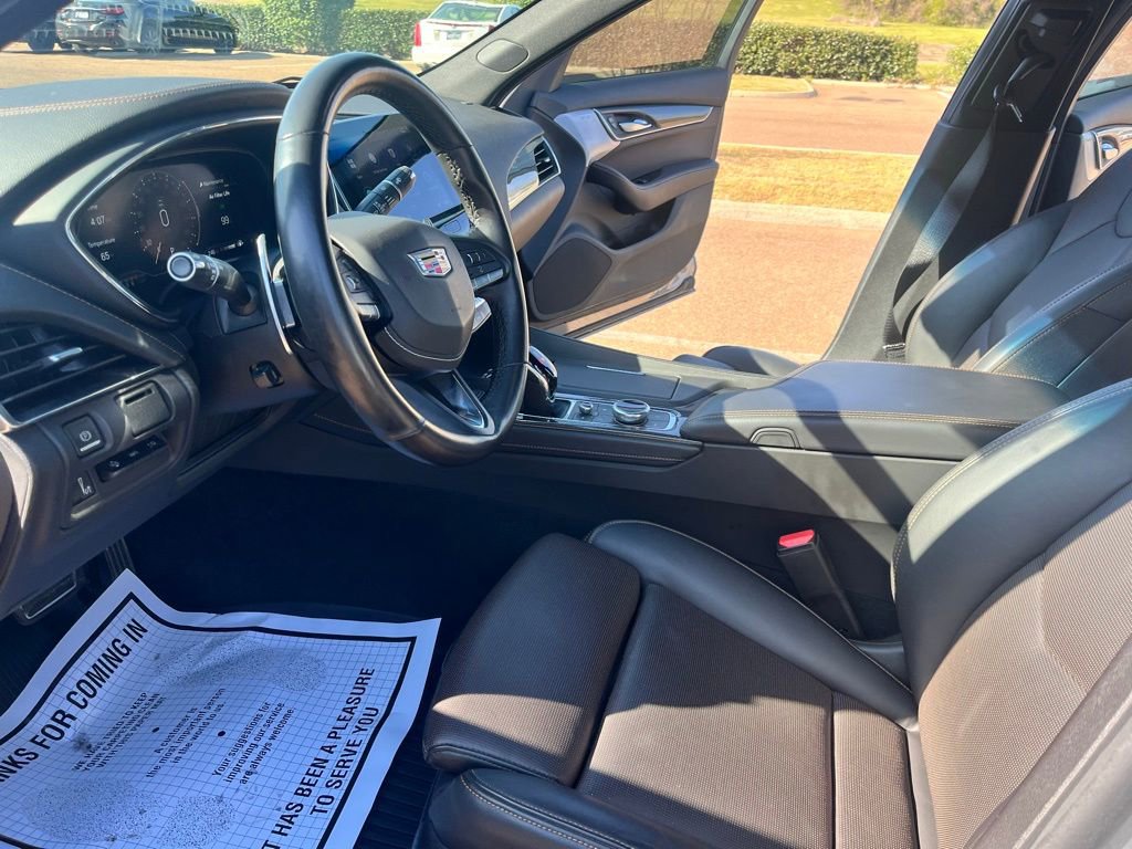 Used 2023 Cadillac CT5 V w/ Premium Package image 8