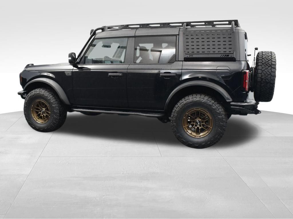 New 2025 Ford Bronco Badlands image 3