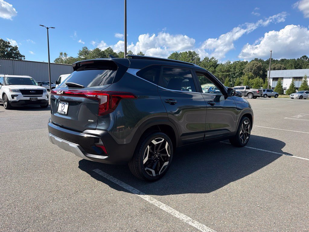 Certified 2024 Kia Seltos SX w/ SX Sunroof Package AWD/4WD image 5