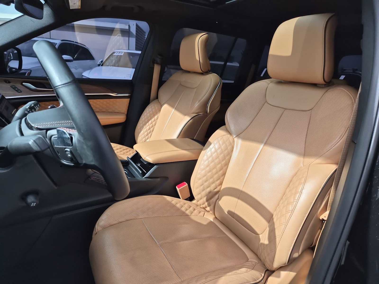 Used 2022 Jeep Grand Cherokee Summit image 15