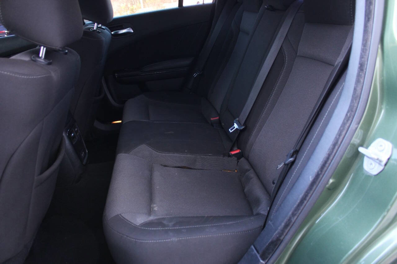 Used 2021 Dodge Charger SXT w/ Blacktop Package image 12