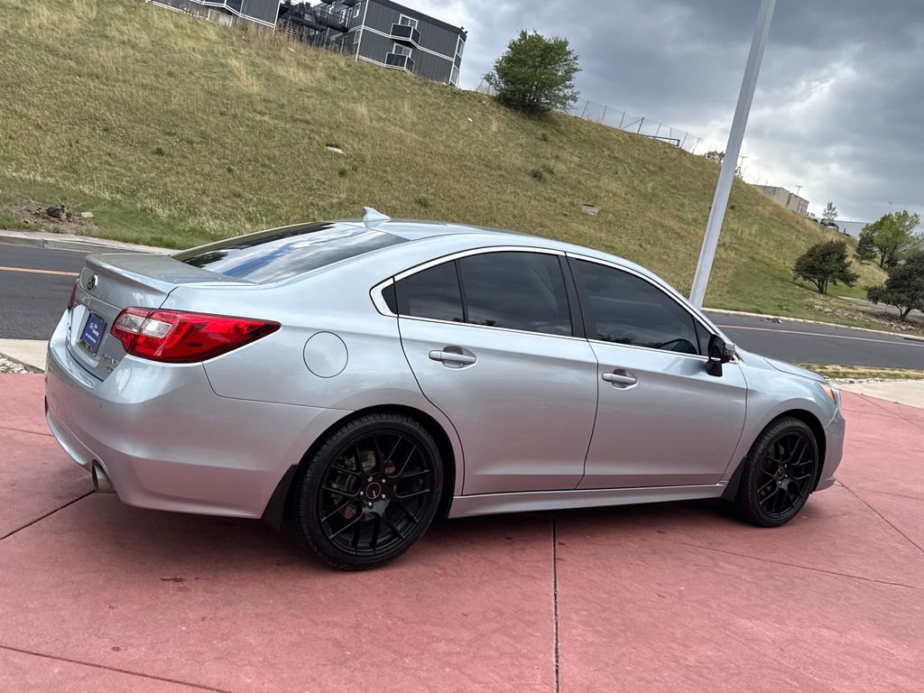 Used 2017 Subaru Legacy 3.6R Limited AWD/4WD image 8