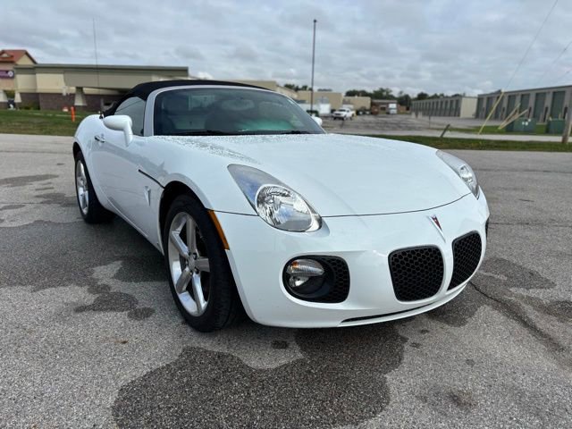 Used 2009 Pontiac Solstice GXP w/ Premium Package image 9