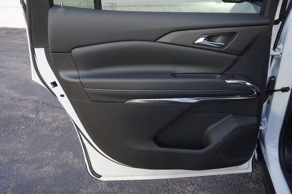 New 2026 Chevrolet Traverse LT w/ Sun and Wheel Package image 27