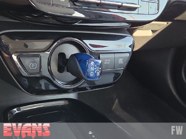 Used 2020 Toyota Prius XLE AWD/4WD image 10