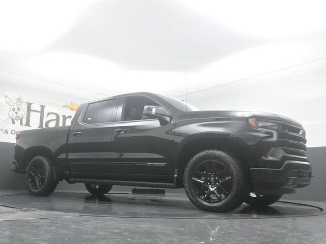 New 2026 Chevrolet Silverado 1500 High Country w/ Midnight Edition AWD/4WD image 2