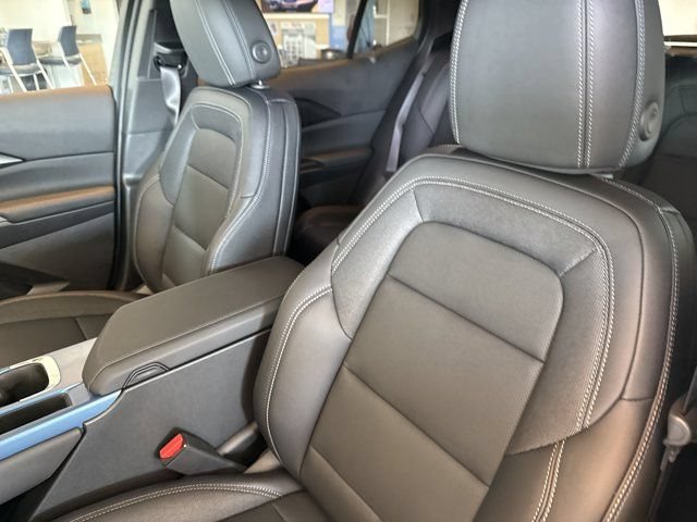 New 2026 Chevrolet Equinox EV LT FWD image 12