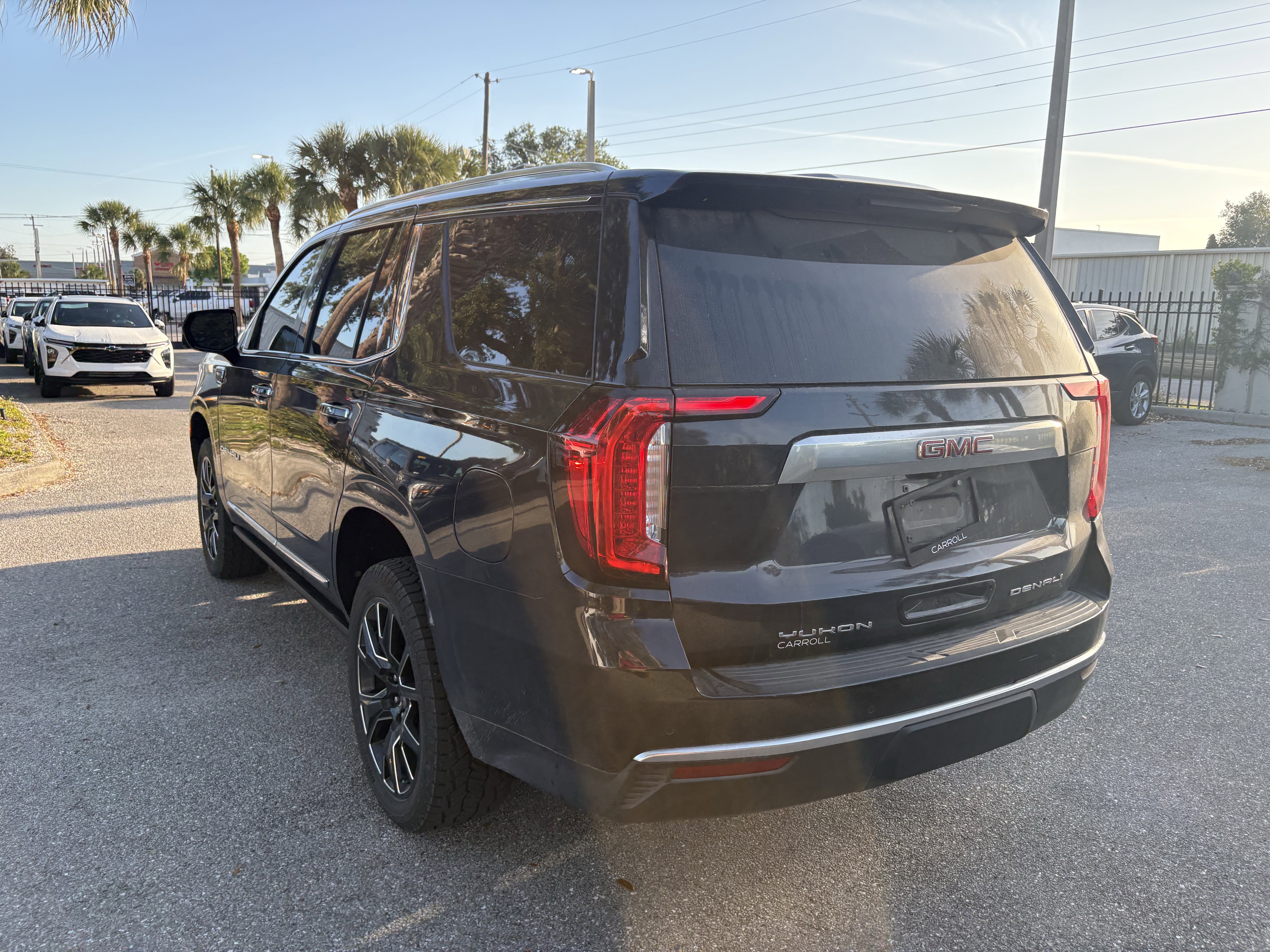 Used 2024 GMC Yukon Denali w/ Advanced Technology Package image 5