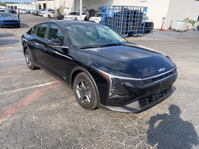 Used 2026 Kia K4 FWD image 2