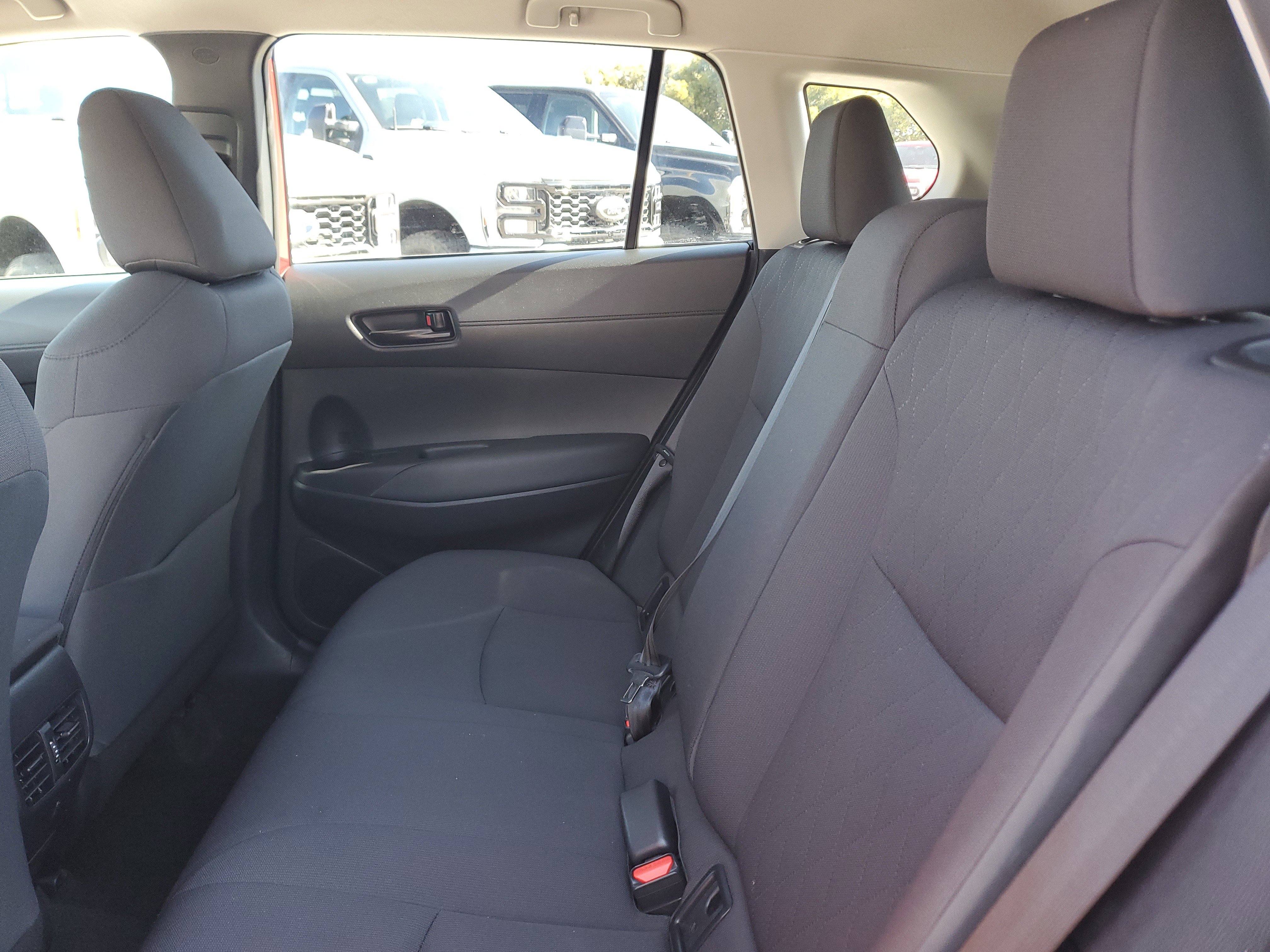 Used 2023 Toyota Corolla Cross LE image 12