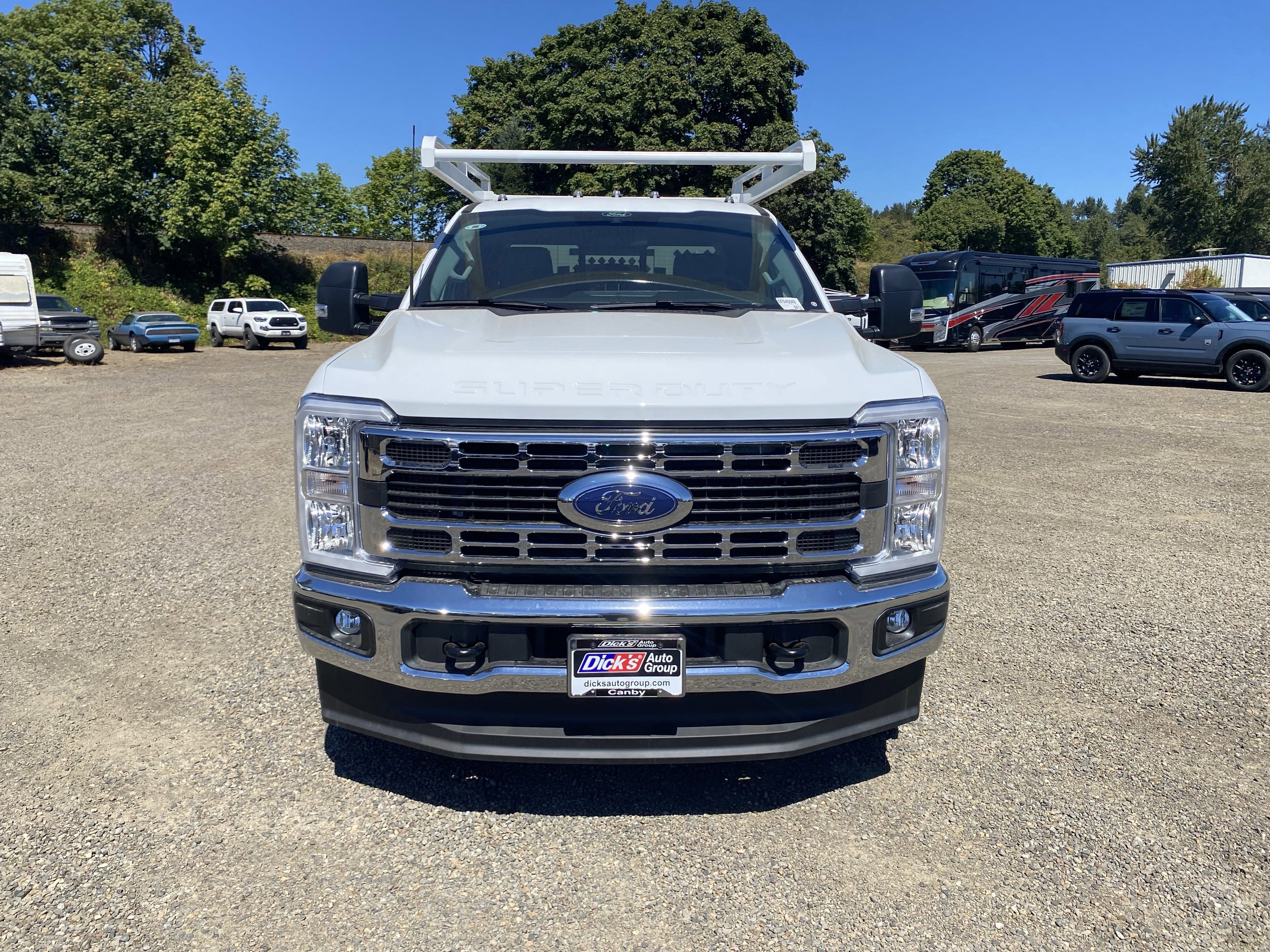 New 2025 Ford F350 XL w/ XL Chrome Package image 8